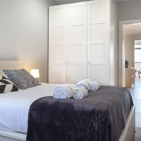 Bright & By Lovelystay Apartment Lisbon