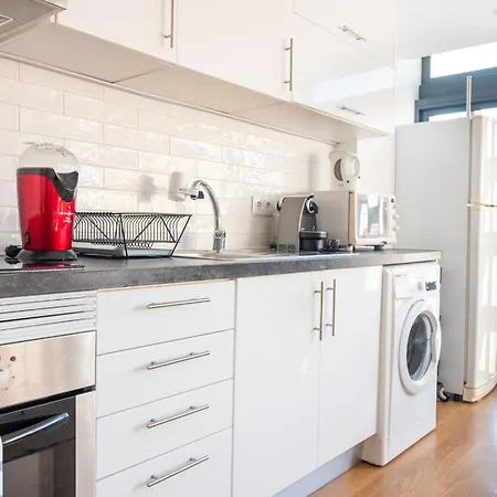 Bright & By Lovelystay Apartment Lisbon