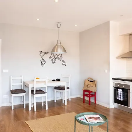 Bright & By Lovelystay Lissabon
